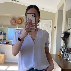 Silky blouse v comfy.